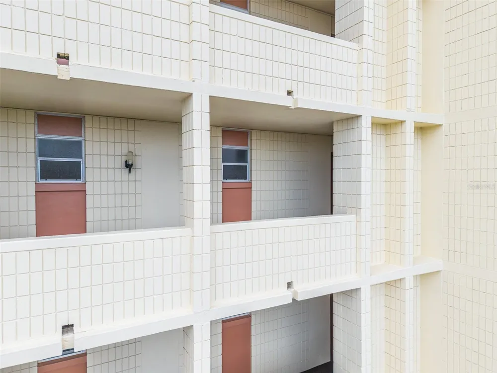 700 MIRROR TERRACE NW #511 Winter Haven, FL 33881