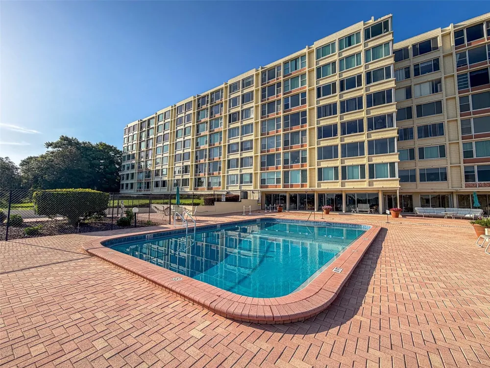 700 MIRROR TERRACE NW #511 Winter Haven, FL 33881