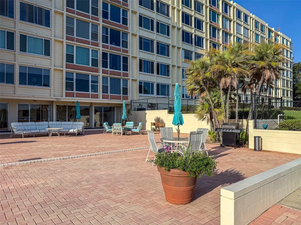700 MIRROR TERRACE NW #511 Winter Haven, FL 33881