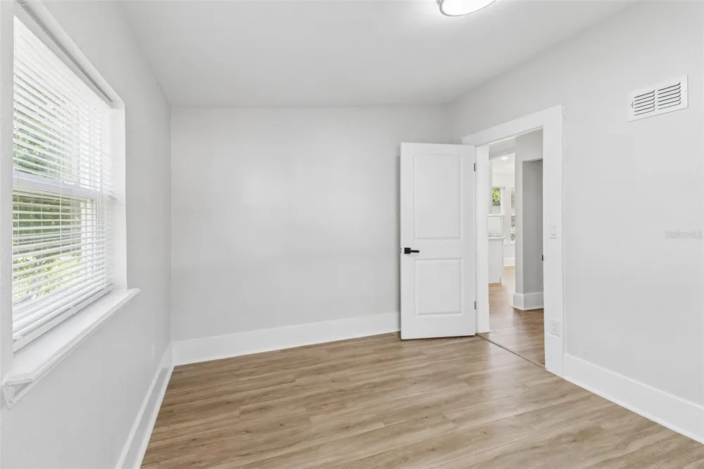 43 W MURIEL STREET Orlando, FL 32806