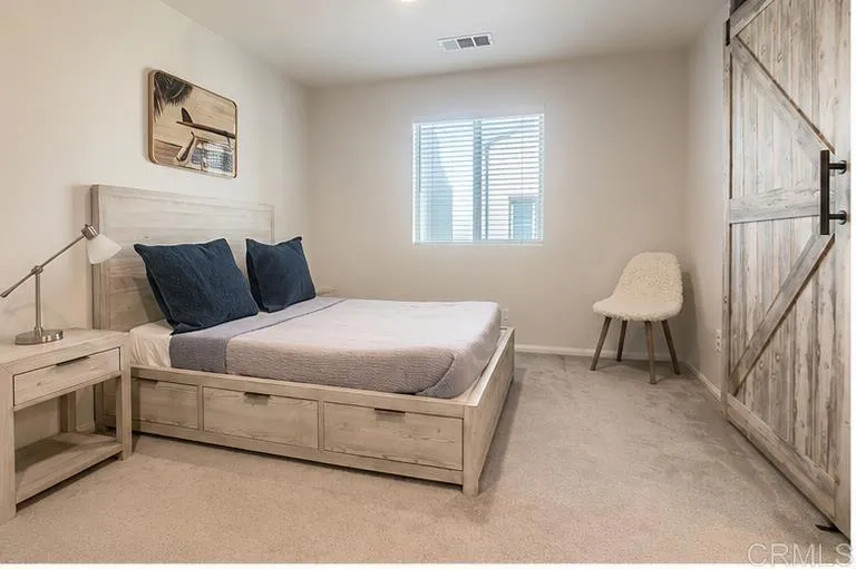2427 Verano Way Vista, CA 92081