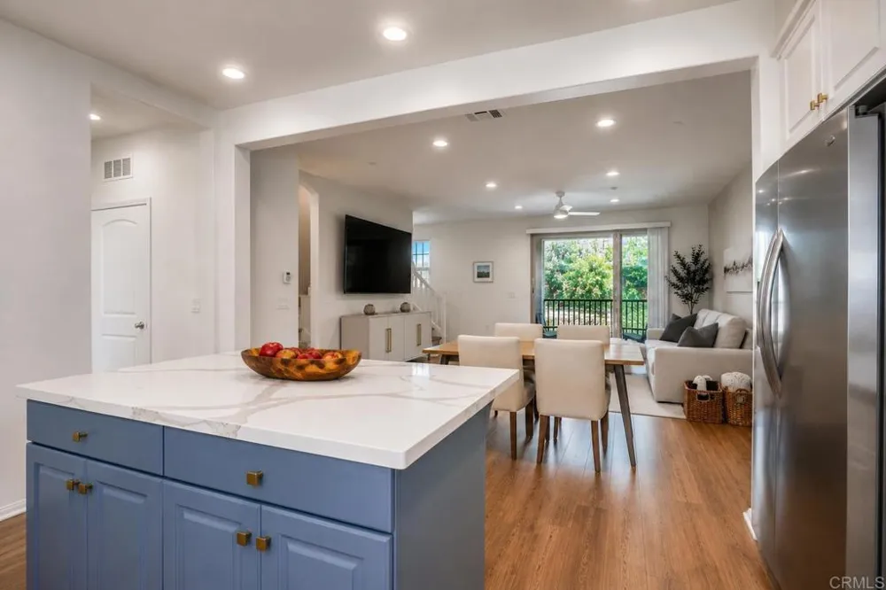 2427 Verano Way Vista, CA 92081
