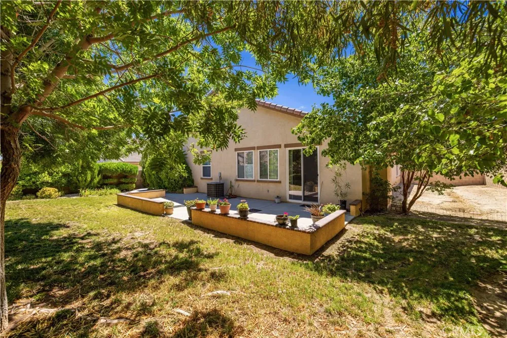 39939 Borica Court Palmdale, CA 93551