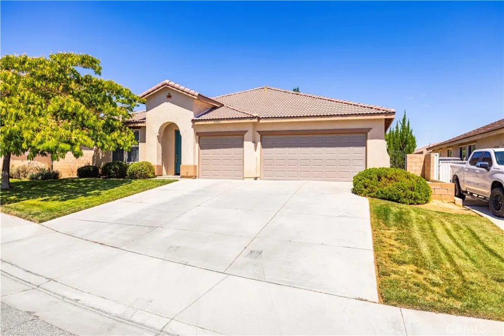 39939 Borica Court Palmdale, CA 93551