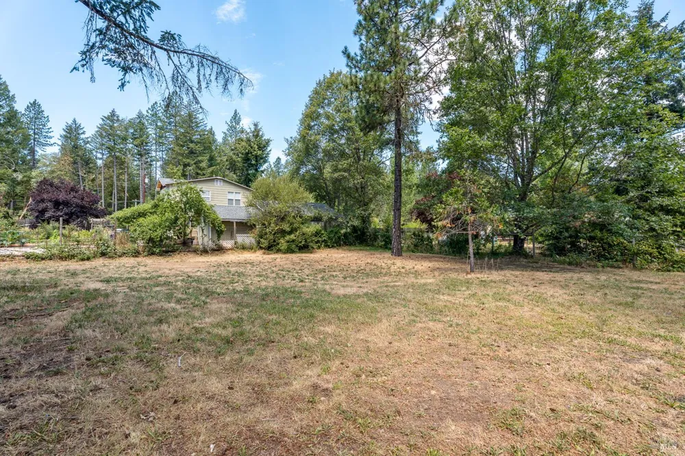 1960 Branscomb Road Laytonville, CA 95454