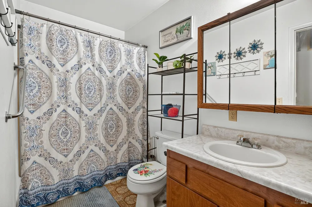 1960 Branscomb Road Laytonville, CA 95454