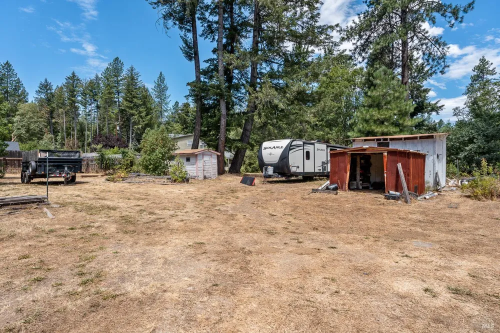 1960 Branscomb Road Laytonville, CA 95454