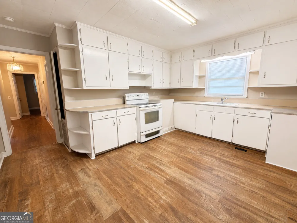 1405 Green AVE Douglas, GA 31533