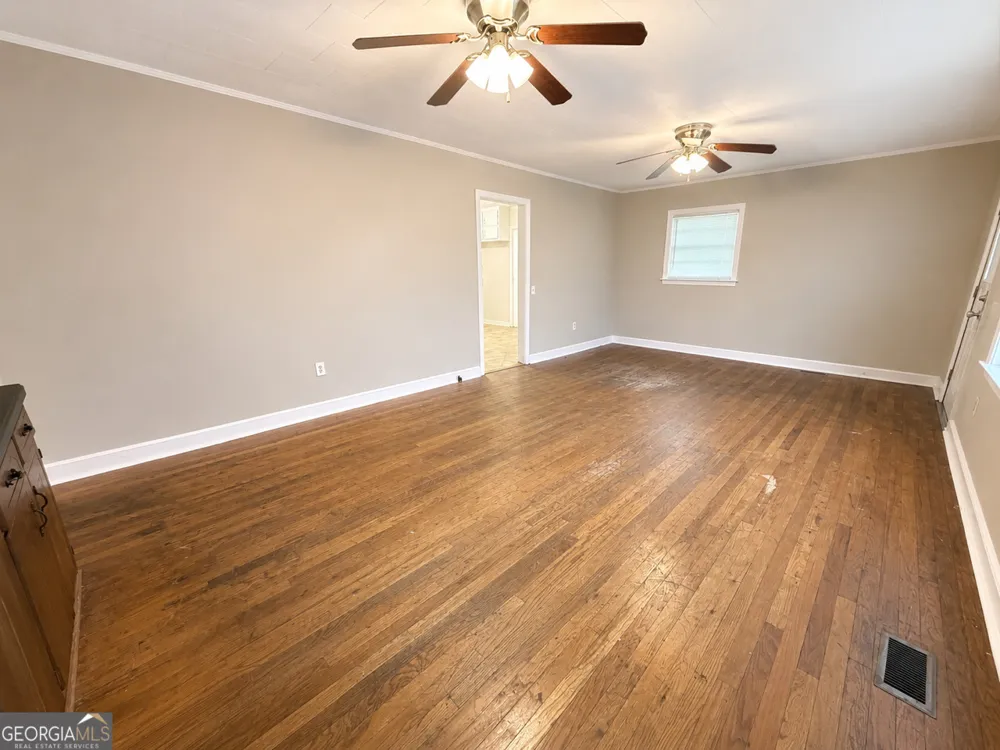 1405 Green AVE Douglas, GA 31533