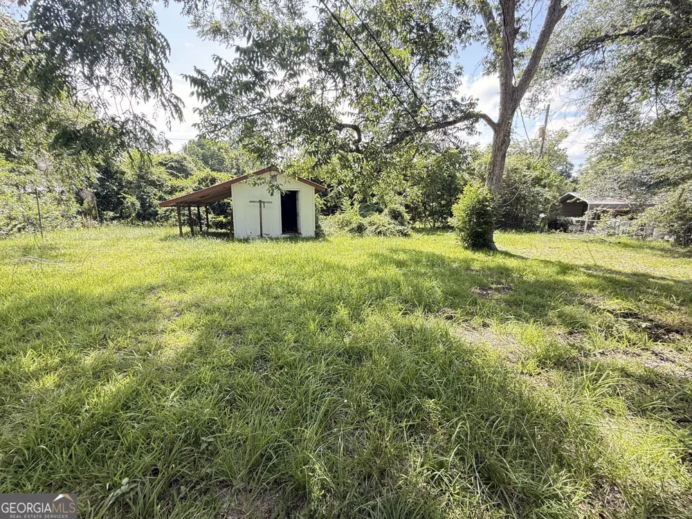 1405 Green AVE Douglas, GA 31533