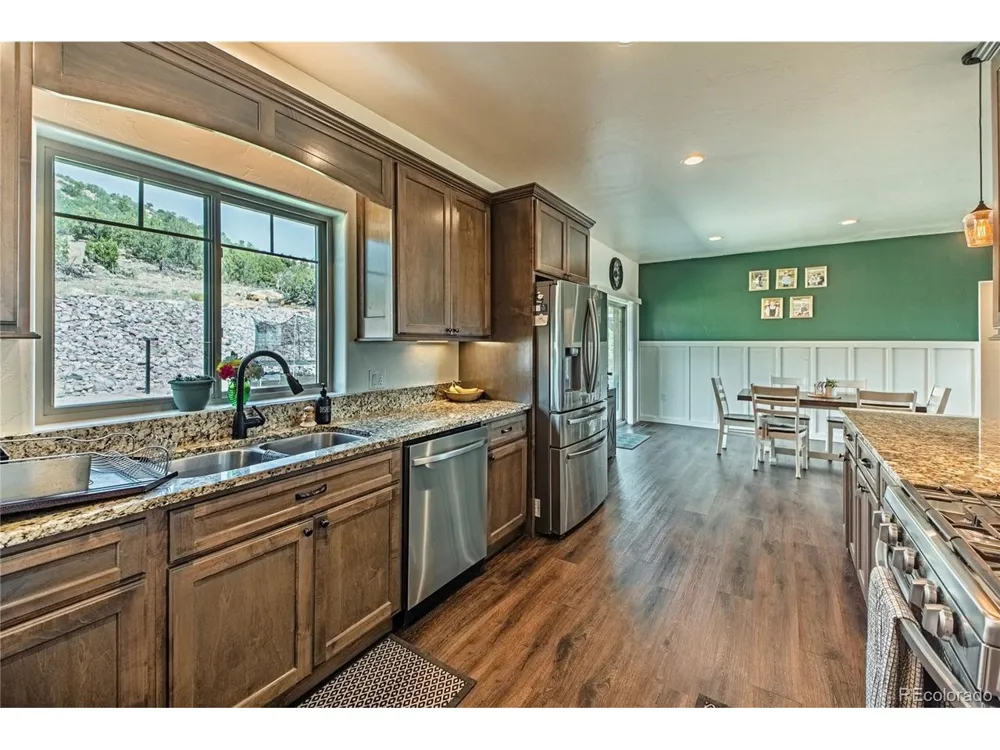 585 Twin Pines Avenue Rockvale, CO 81244