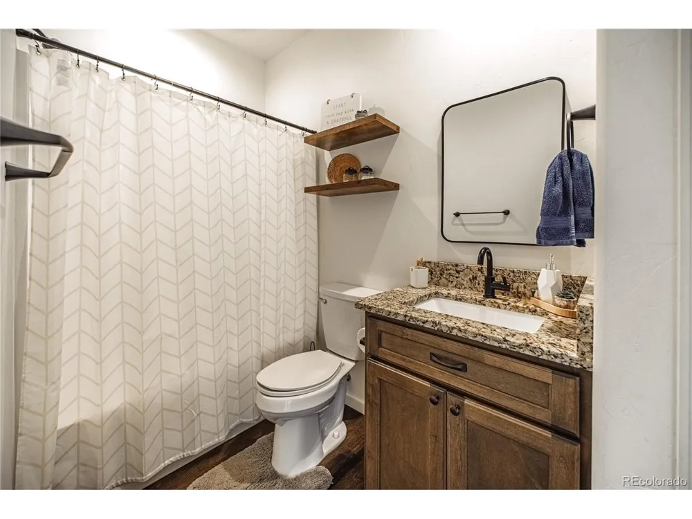 585 Twin Pines Avenue Rockvale, CO 81244