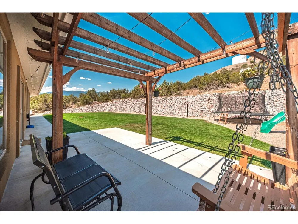 585 Twin Pines Avenue Rockvale, CO 81244
