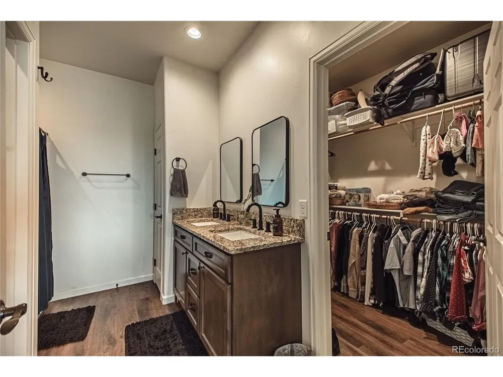 585 Twin Pines Avenue Rockvale, CO 81244