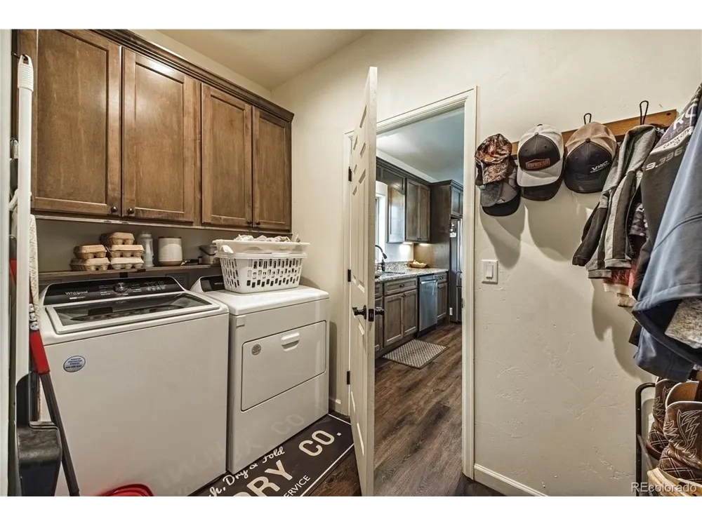 585 Twin Pines Avenue Rockvale, CO 81244