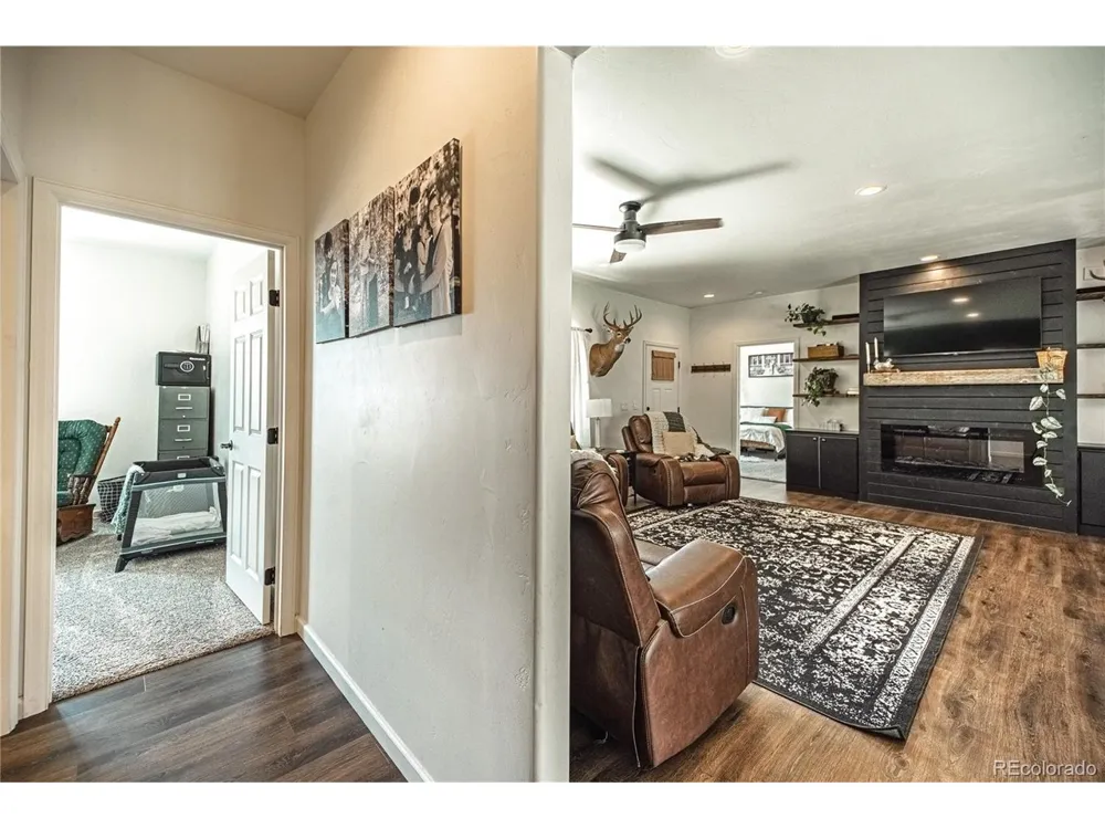 585 Twin Pines Avenue Rockvale, CO 81244