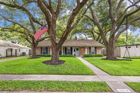 10714 Piping Rock Lane