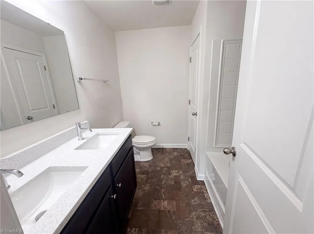 6800 Olivia Court Whitsett, NC 27377