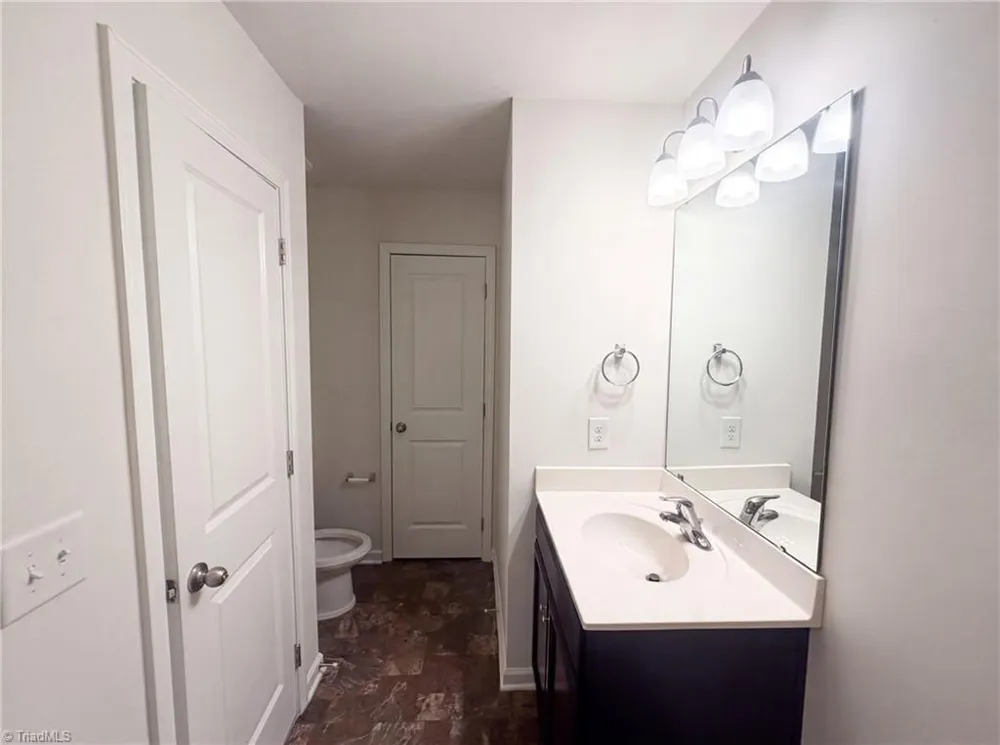 6800 Olivia Court Whitsett, NC 27377