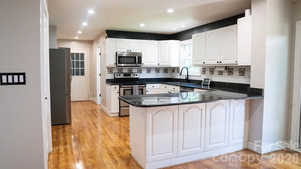 6567 Keeneland Trail Vale, NC 28168