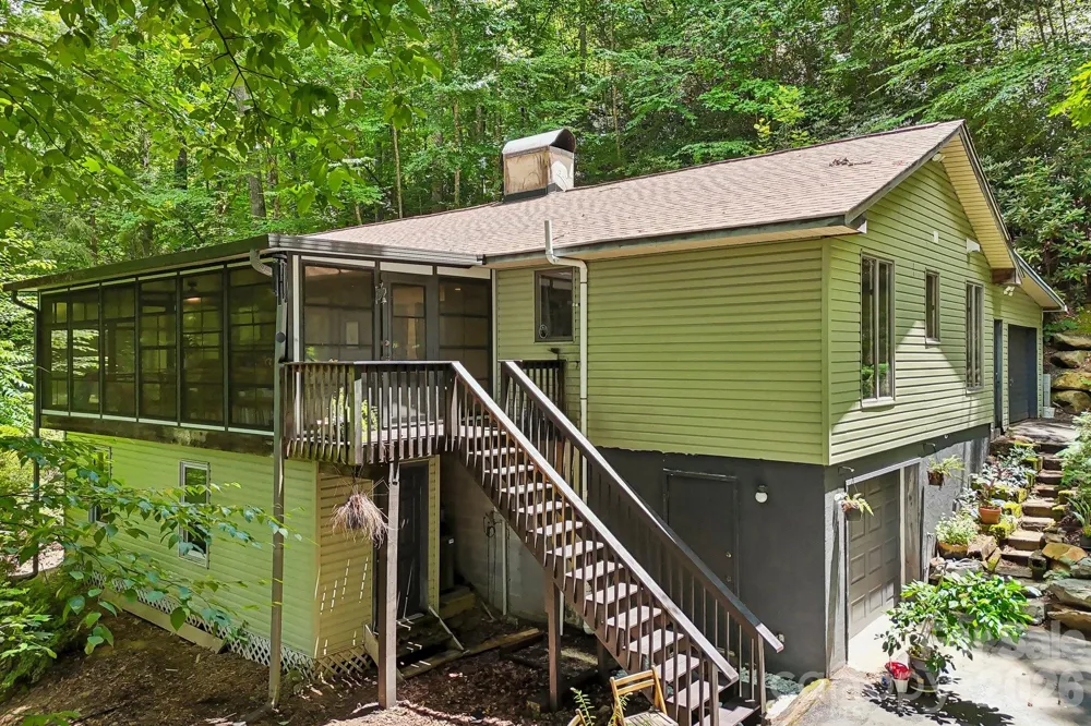 637 Cascade Lake Road Pisgah Forest, NC 28768
