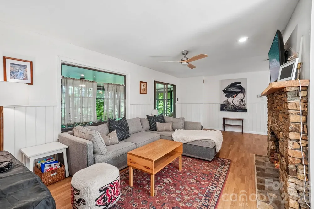 637 Cascade Lake Road Pisgah Forest, NC 28768
