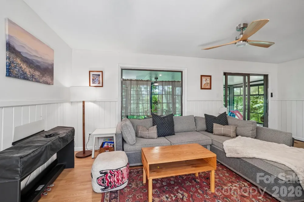 637 Cascade Lake Road Pisgah Forest, NC 28768