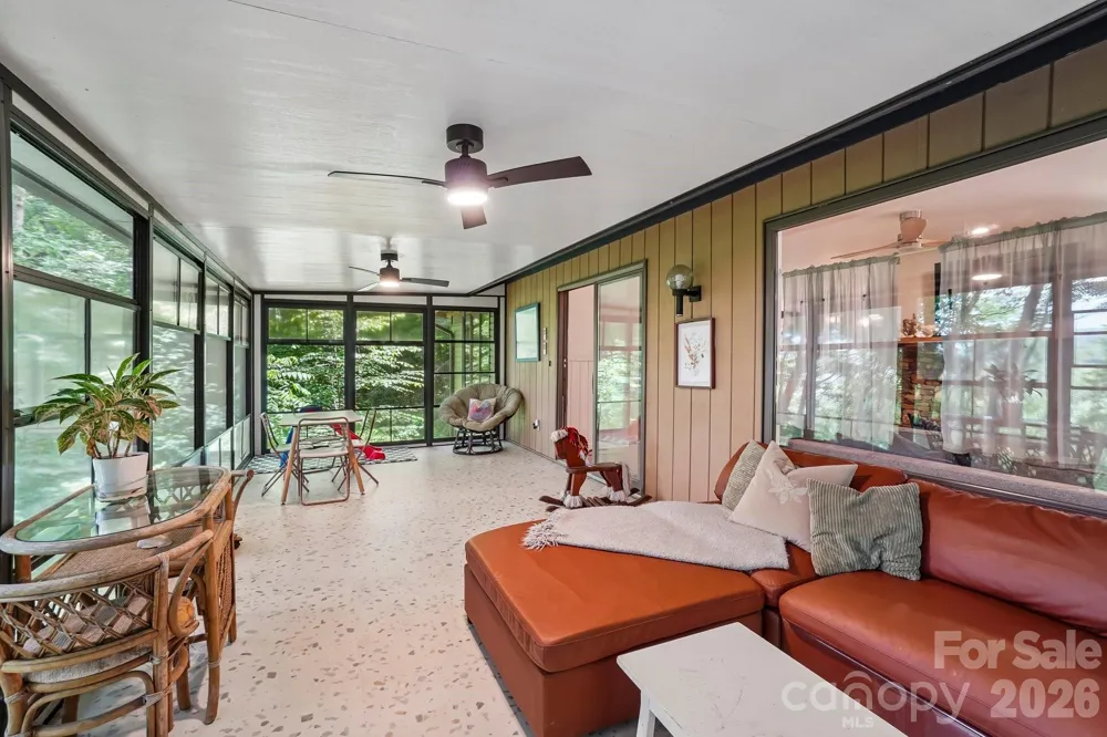 637 Cascade Lake Road Pisgah Forest, NC 28768