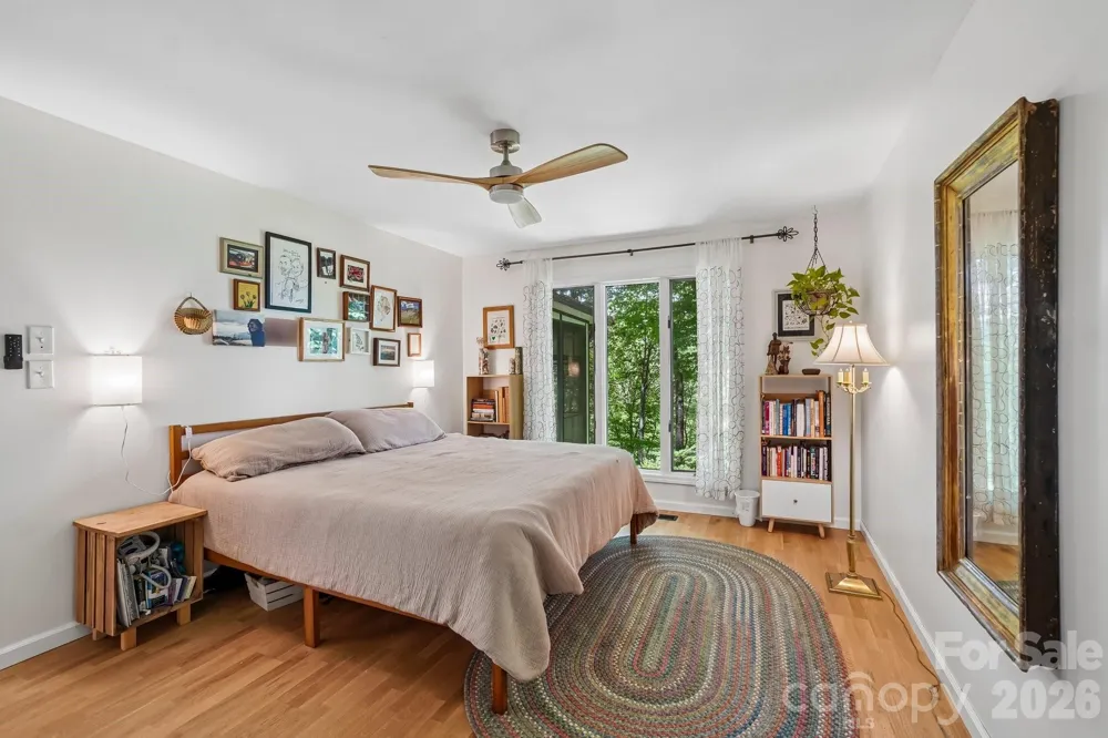 637 Cascade Lake Road Pisgah Forest, NC 28768
