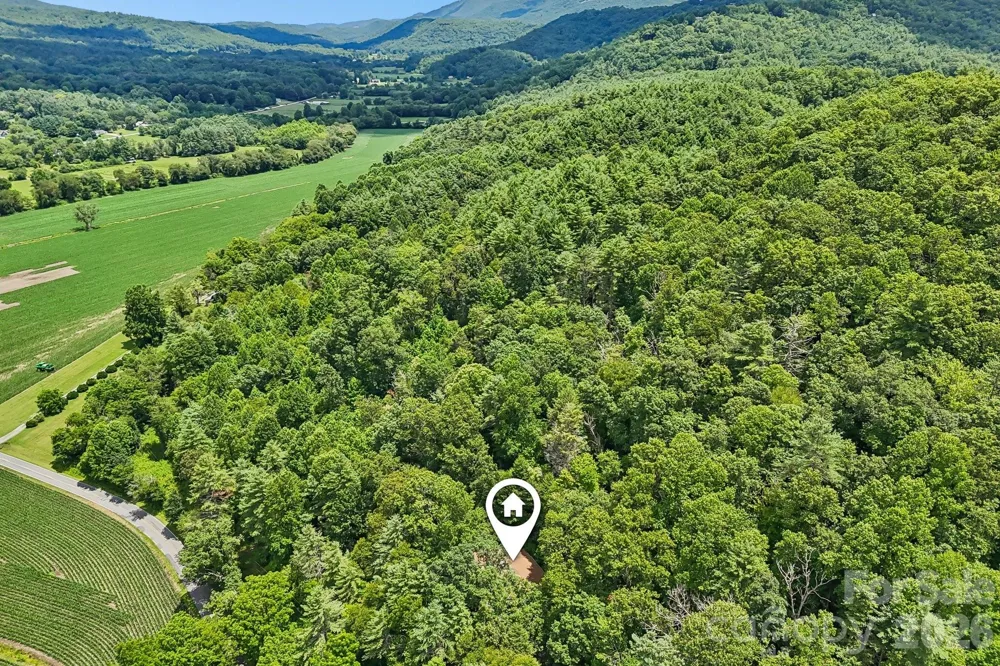 637 Cascade Lake Road Pisgah Forest, NC 28768