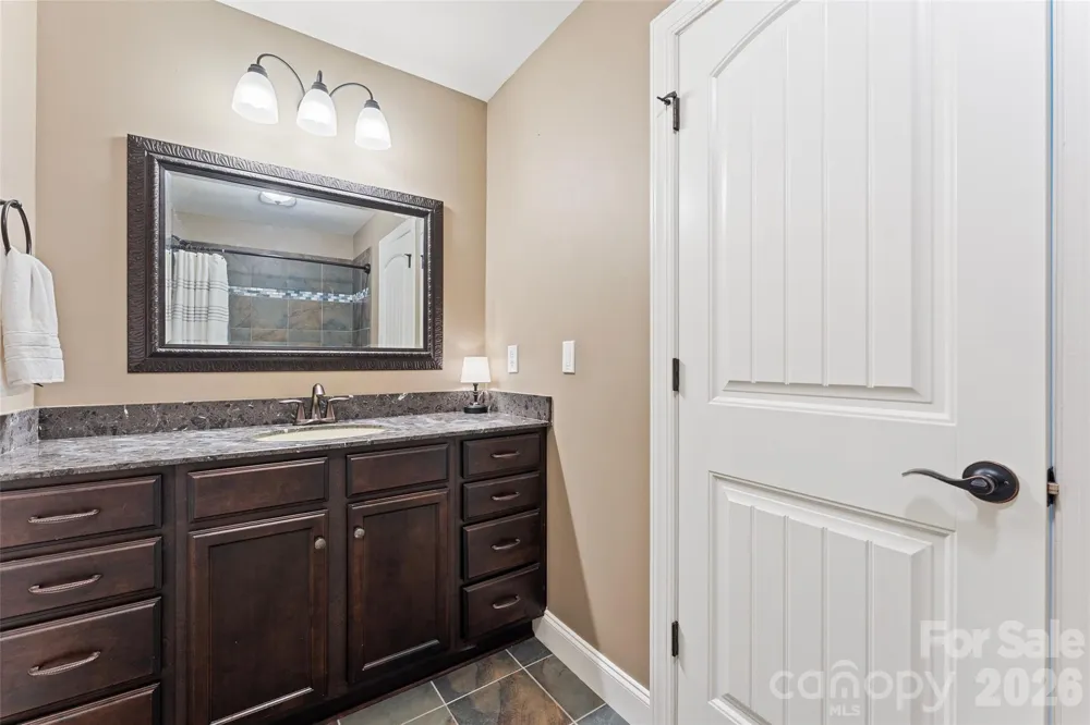 314 Stone Cliff Lane Lake Wylie, SC 29710