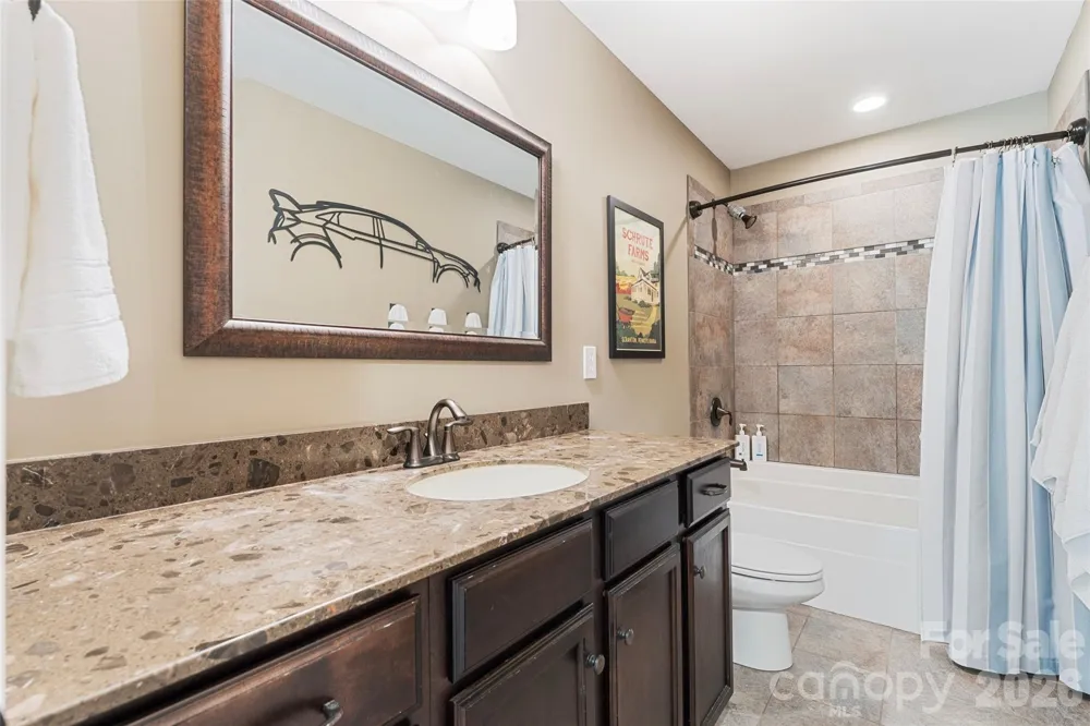 314 Stone Cliff Lane Lake Wylie, SC 29710
