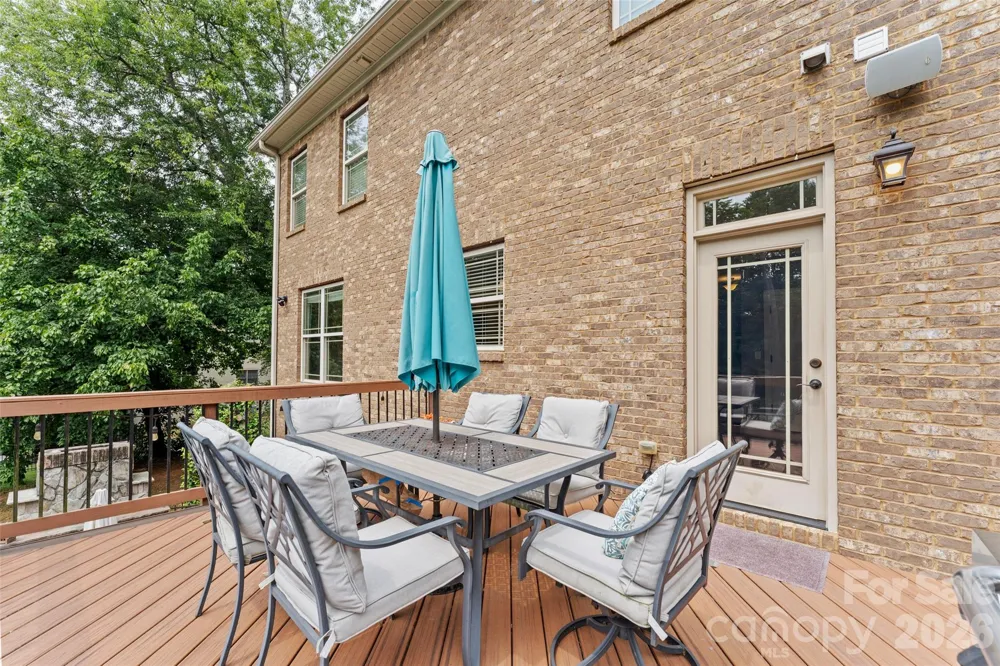 314 Stone Cliff Lane Lake Wylie, SC 29710