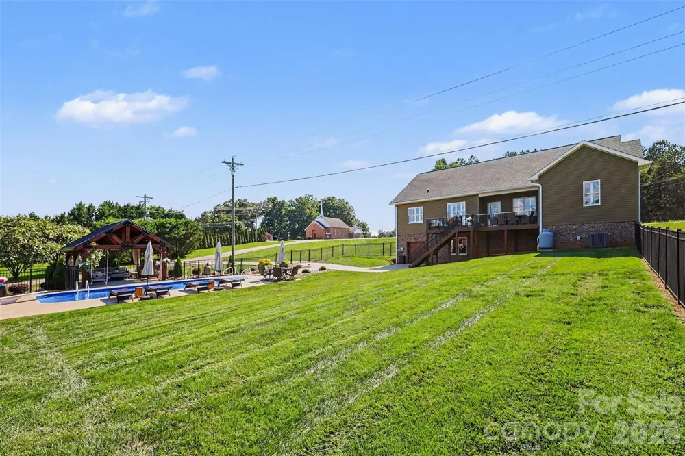 4672 Grace Chapel Road Granite Falls, NC 28630