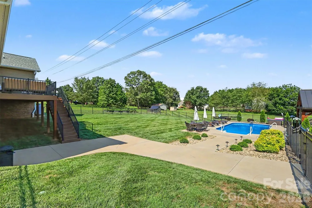 4672 Grace Chapel Road Granite Falls, NC 28630