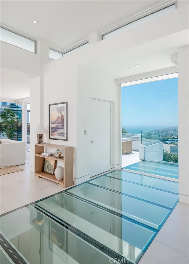 640 Temple Hills Drive Laguna Beach, CA 92651