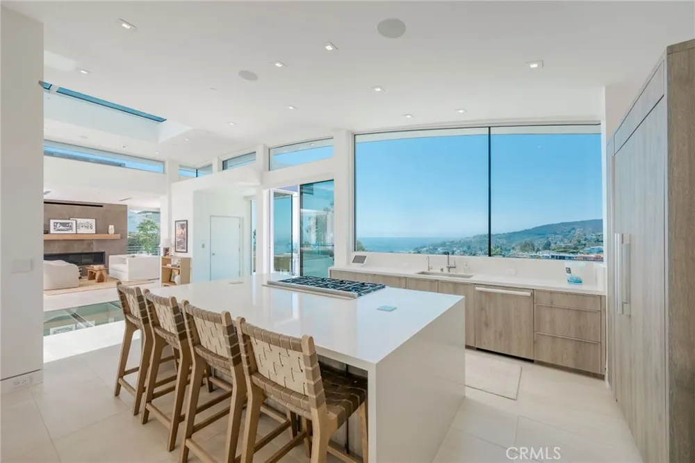 640 Temple Hills Drive Laguna Beach, CA 92651