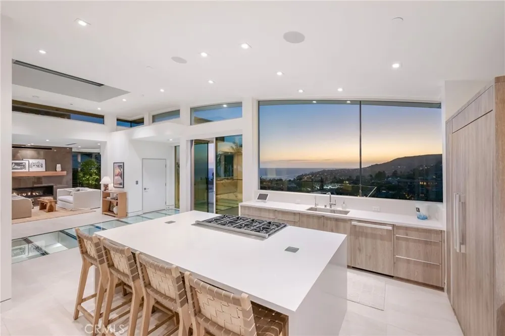 640 Temple Hills Drive Laguna Beach, CA 92651