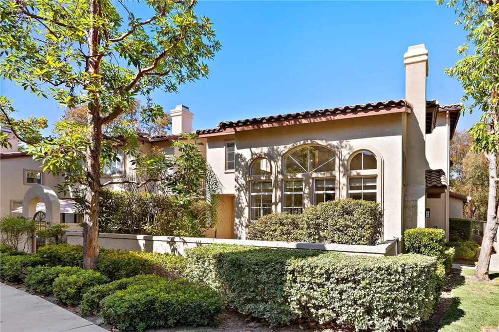 44 Tierra Montanosa Rancho Santa Margarita, CA 92688