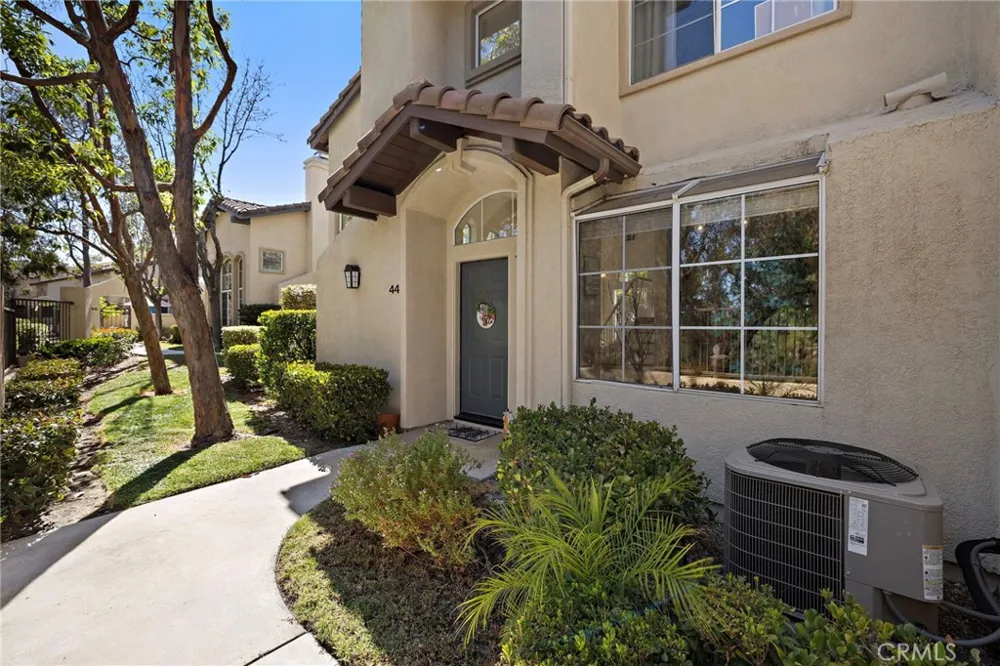 44 Tierra Montanosa Rancho Santa Margarita, CA 92688