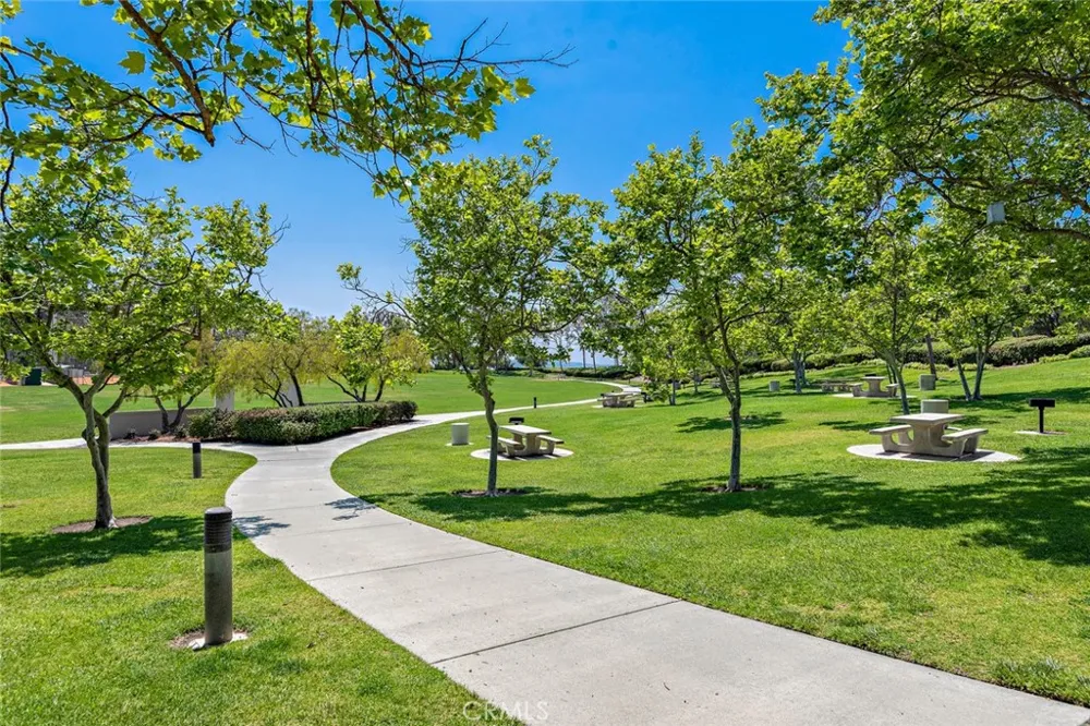 44 Tierra Montanosa Rancho Santa Margarita, CA 92688