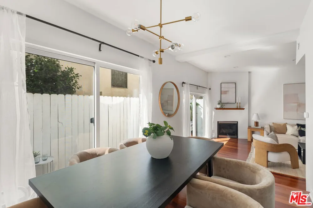1127 9th Street #103 Santa Monica, CA 90403