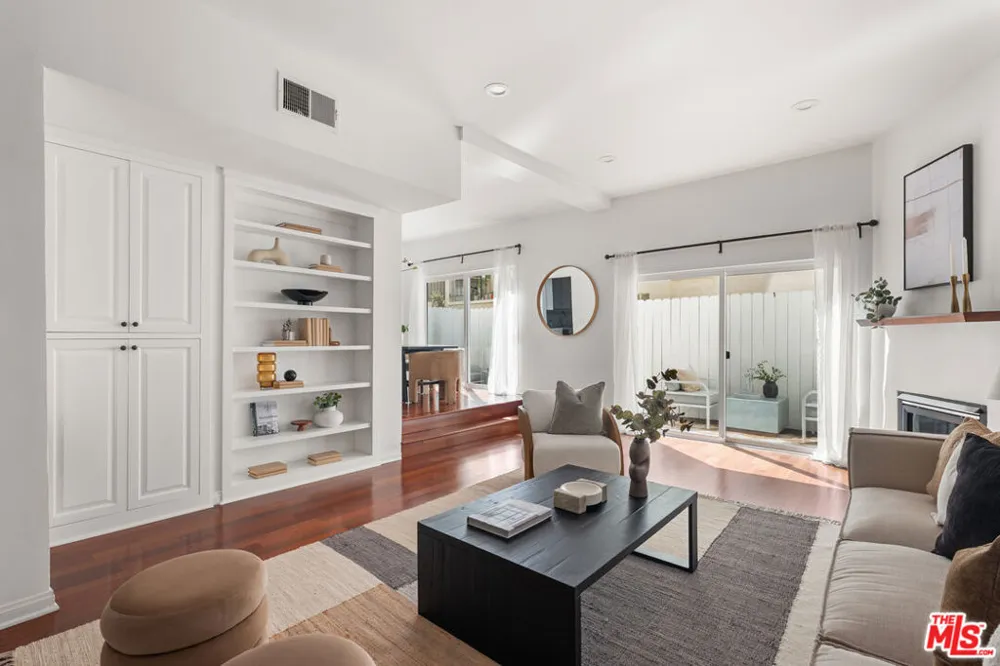 1127 9th Street #103 Santa Monica, CA 90403