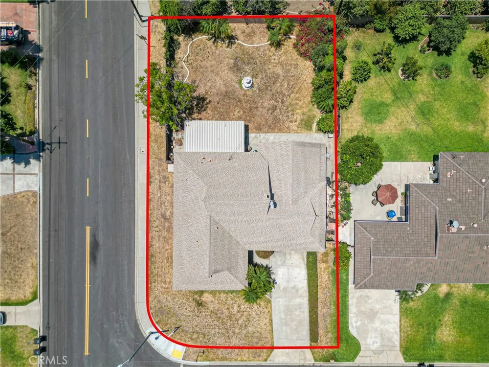 525 S Gretta Avenue West Covina, CA 91790