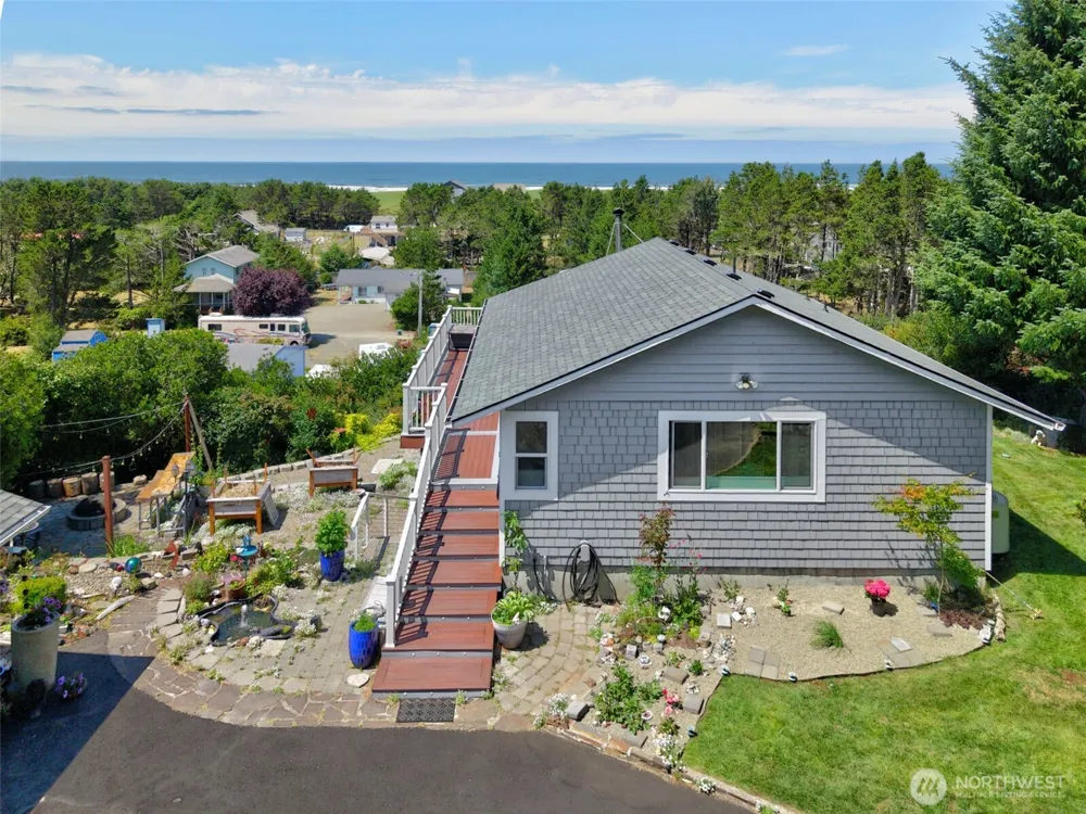 28017 L PLACE Ocean Park, WA 98640