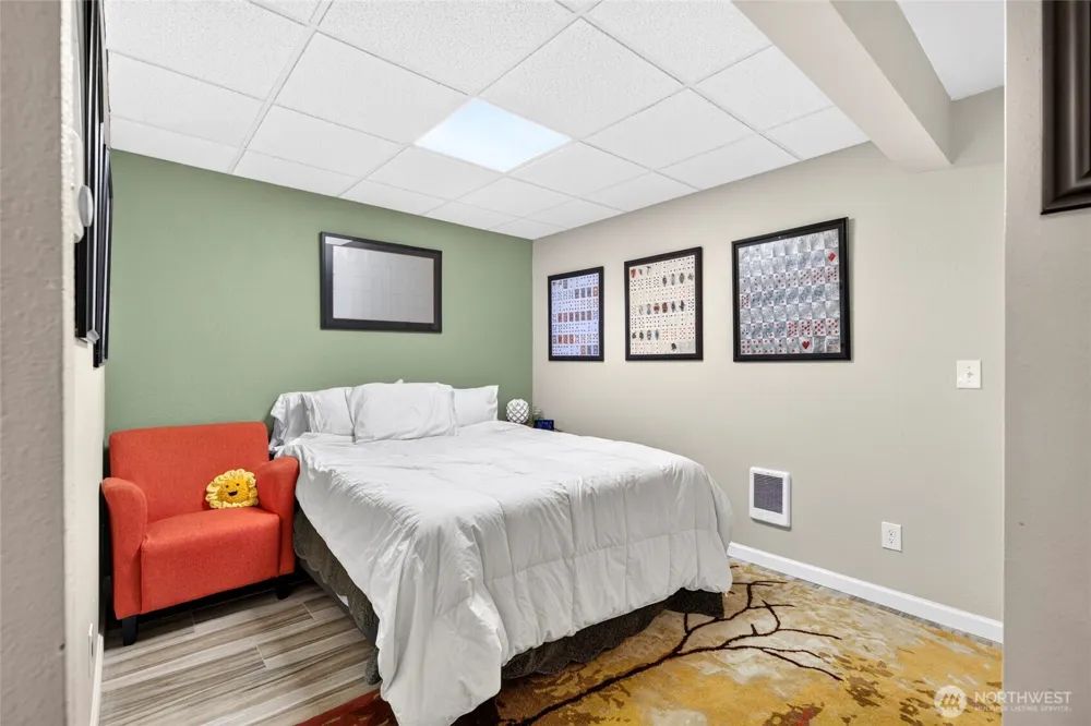 28017 L PLACE Ocean Park, WA 98640