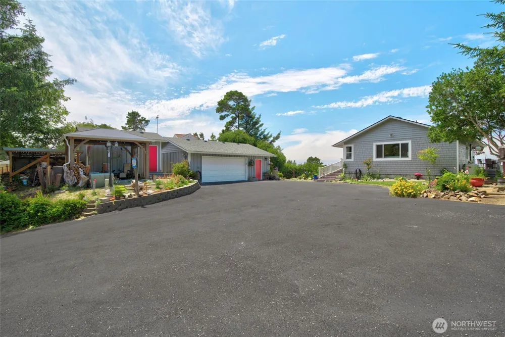 28017 L PLACE Ocean Park, WA 98640