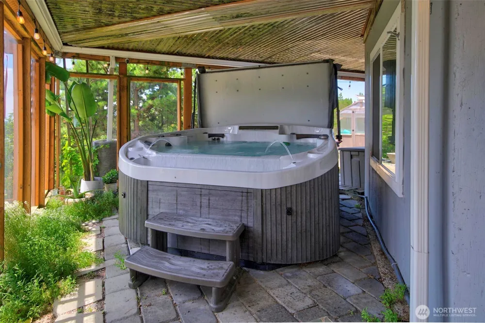 28017 L PLACE Ocean Park, WA 98640