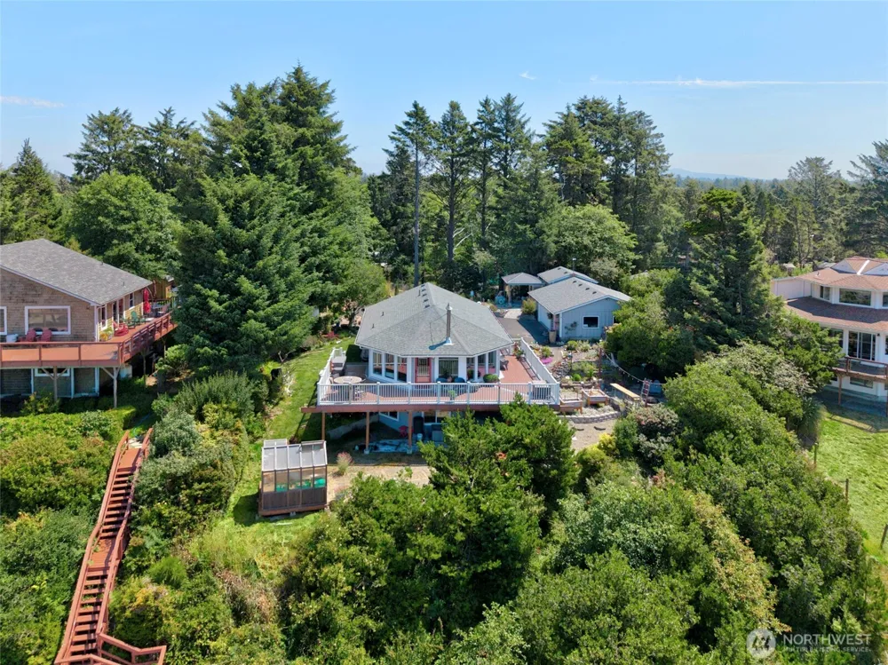 28017 L PLACE Ocean Park, WA 98640