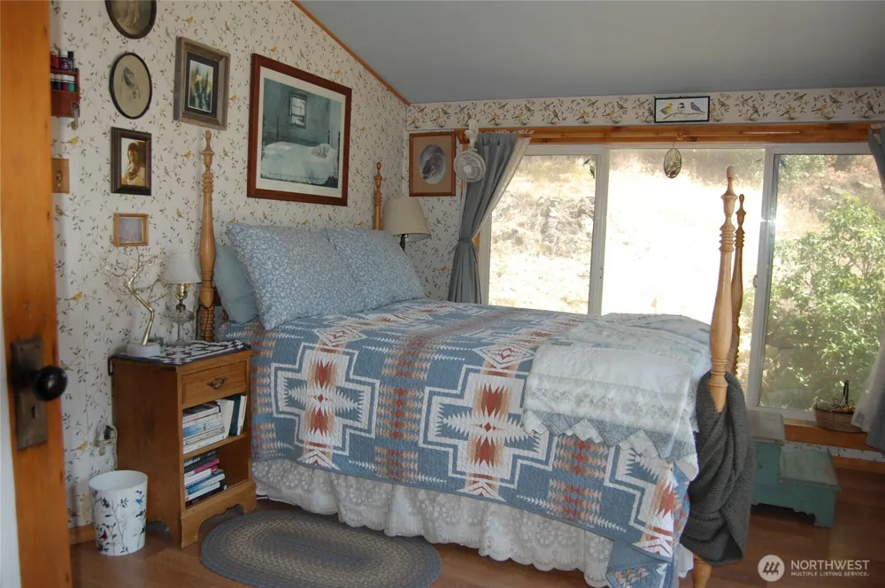 74 Stonehaven Rd Tonasket, WA 98855